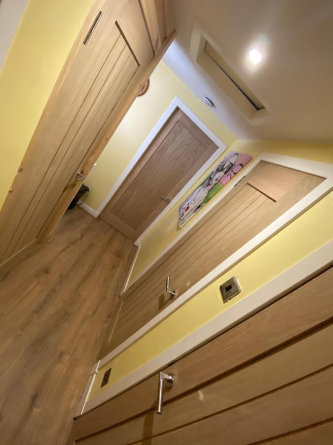 2 Bedroom Apartment In Saltcoats Town Beside The Seaside ภายนอก รูปภาพ